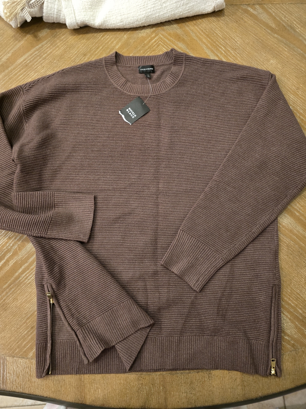 Buckle Black Textured Brown Knit Sweater with Side Zippers – NWT- Size Small